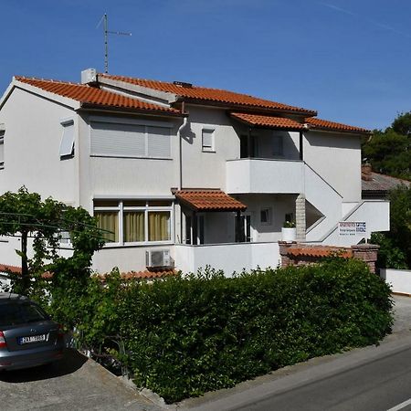 Apartments Josip Rab Town Exterior foto
