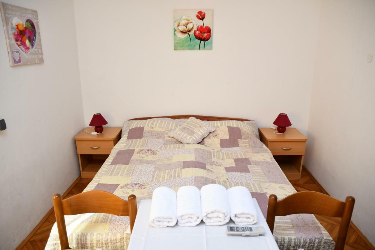 Apartments Josip Rab Town Exterior foto