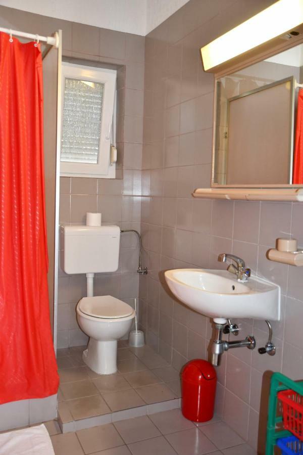 Apartments Josip Rab Town Exterior foto