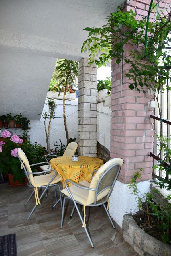 Apartments Josip Rab Town Exterior foto